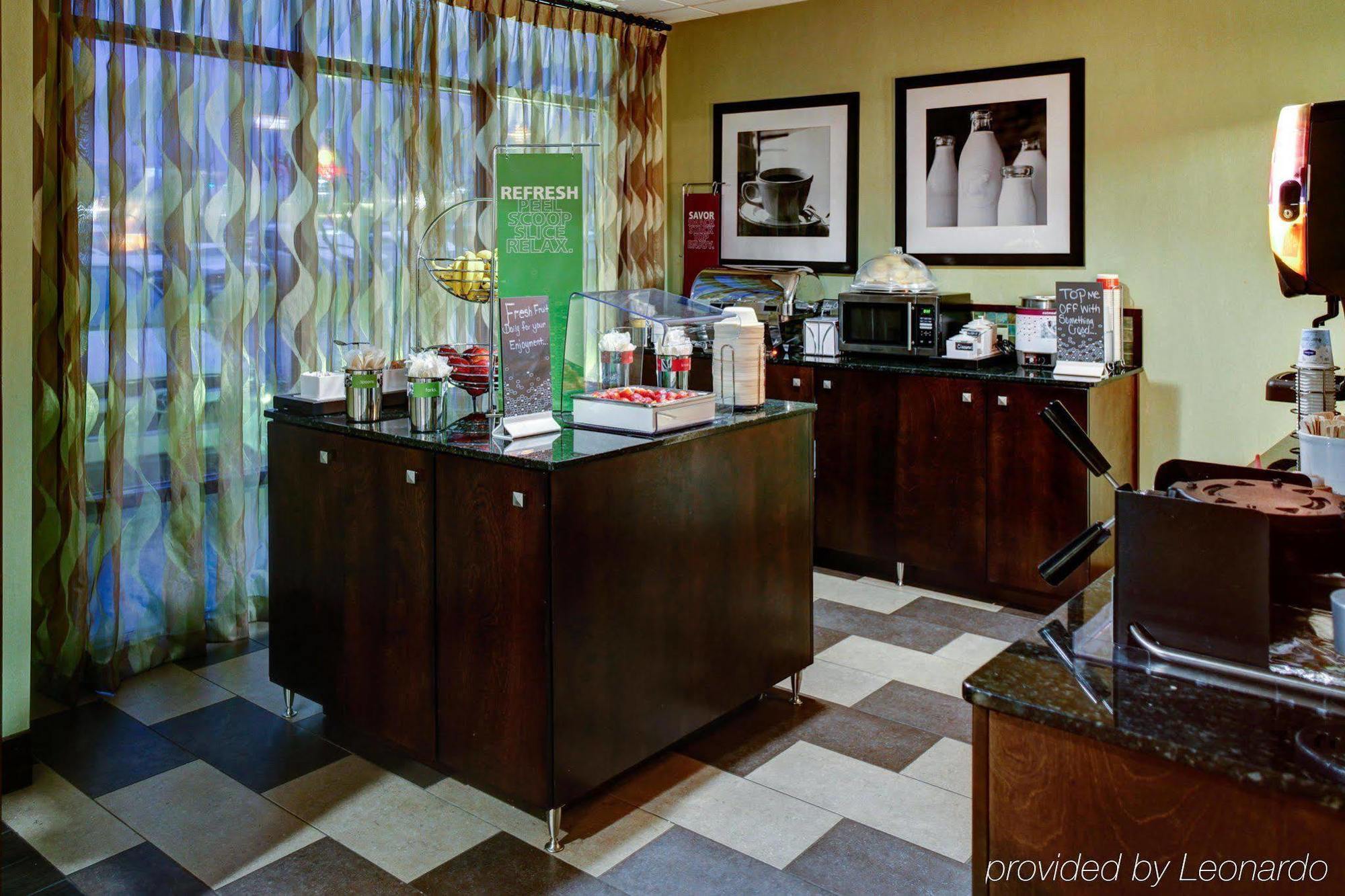 Hampton Inn Birmingham/Fultondale Bagian luar foto